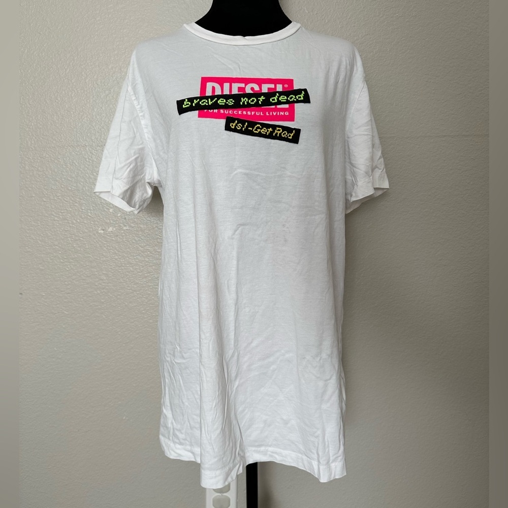 Diesel Graphic Tee 'Braves Not Dead' White Pink Size M